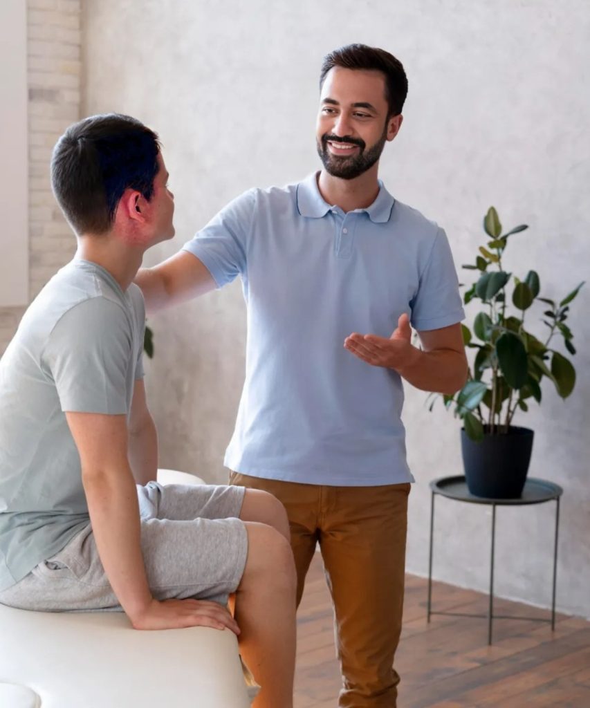 Personalized exercise session with a Chartered Physiotherapist in Dundalk at Therapeutic Touch Physiotherapy Center.

